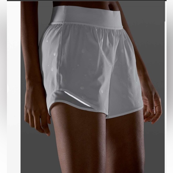 Lululemon Limited Edition Logo Hotty Hot Shorts Size 12 - Picture 2 of 13